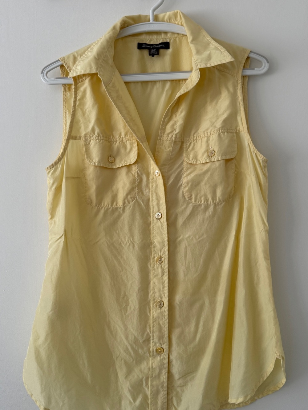Tommy Bahama 100% Silk Sleeveless Button-Down Shirt